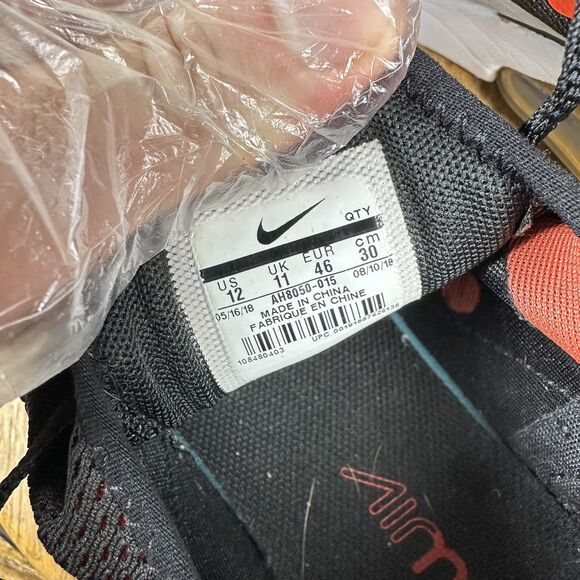 Nike Air Max 270 Shoes Mens Size 12 Black Red White Athletic Running AH8050-015 - Picture 8 of 8